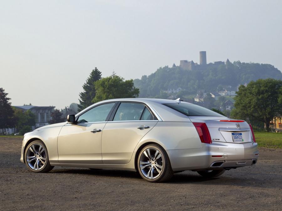  Cadillac CTS 2013 года  (фото 21 из 31)